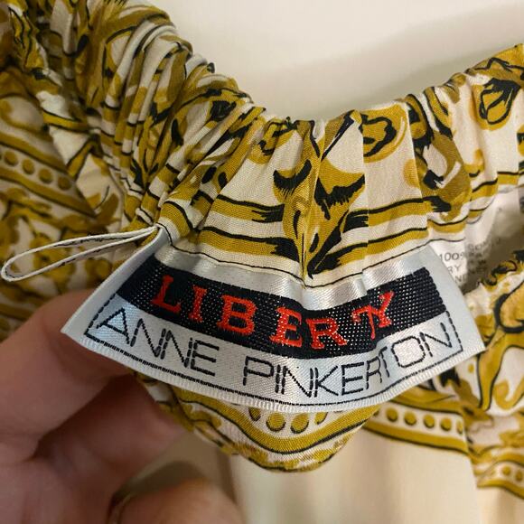 Vintage Anne Pinkerton Silk Skirt Gold French Royal Crest Size Small Medium - Picture 6 of 16